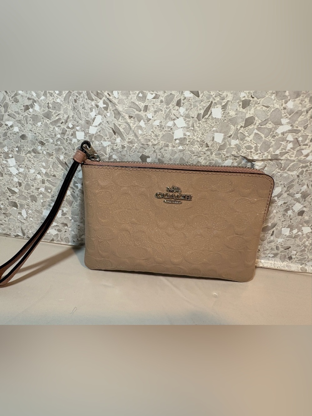 Coach Corner Zip Wristlet in Signature Debossed Patent Leather EUC